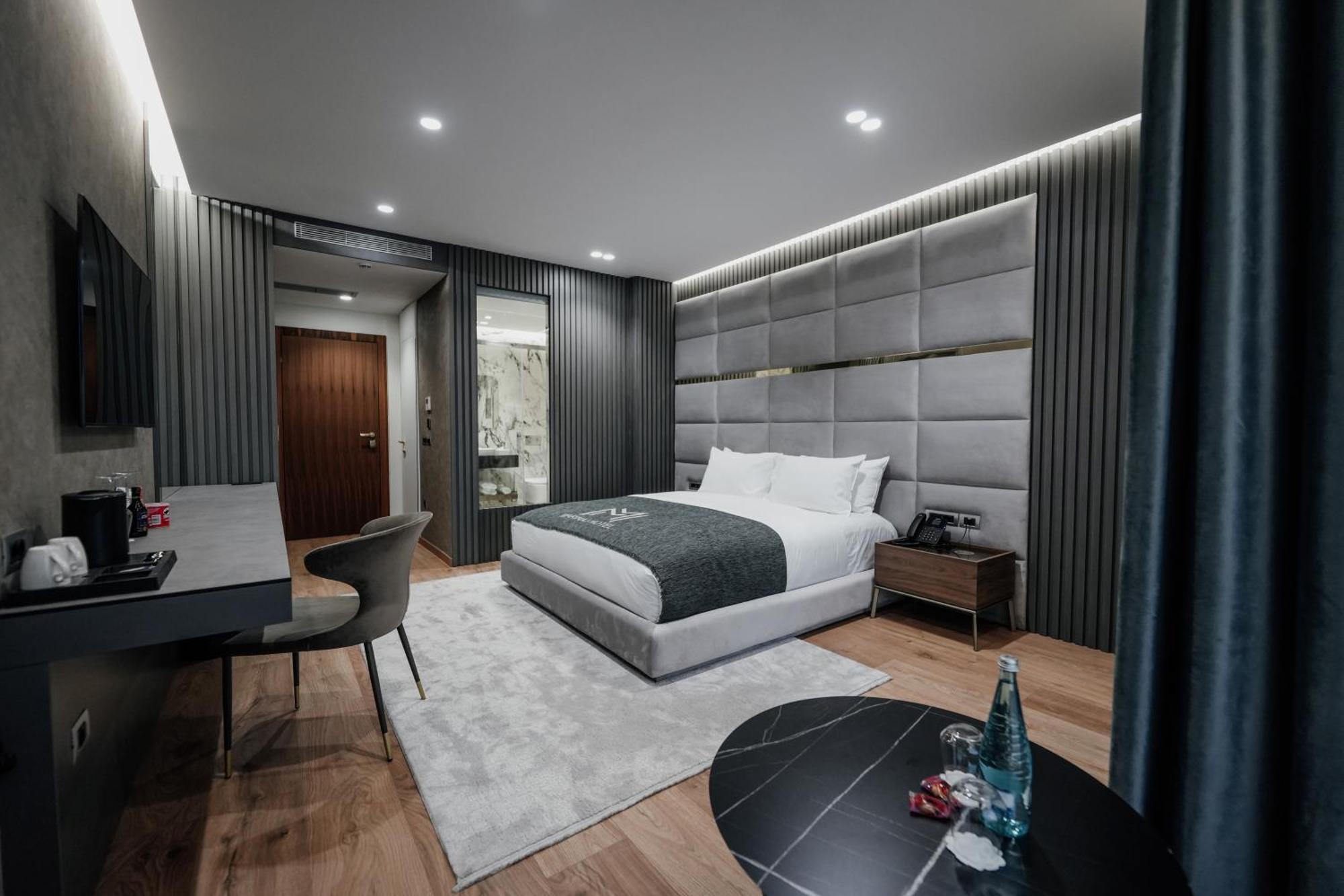 Marinaj Hotel & Spa Tiranë Ngoại thất bức ảnh