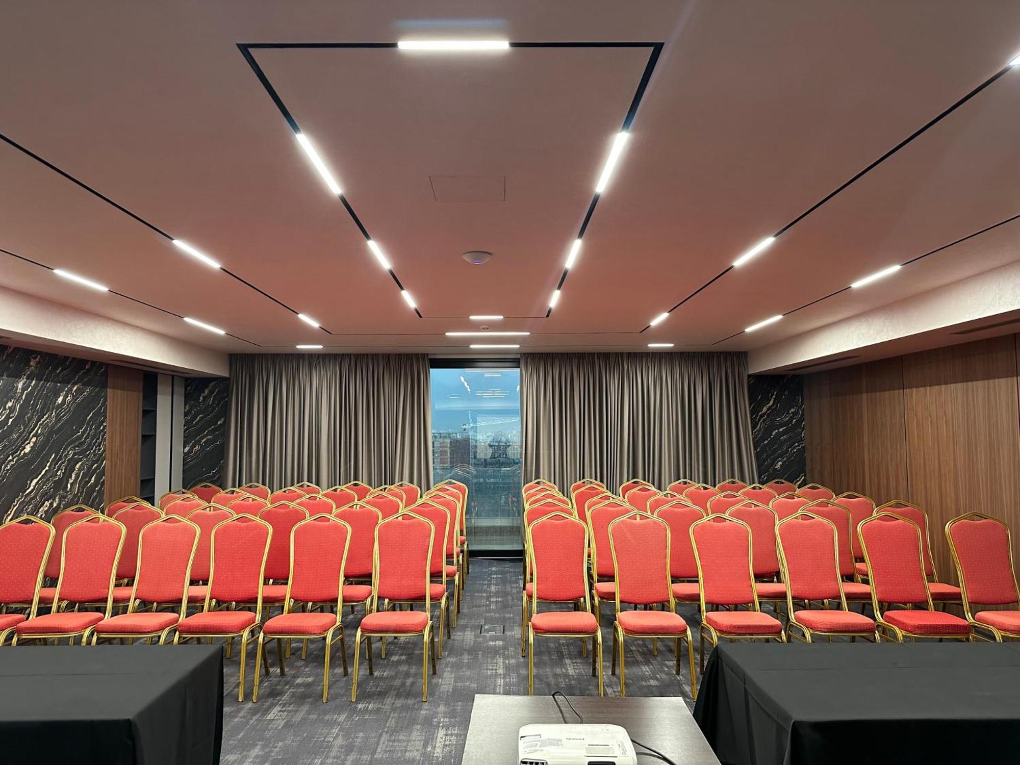 Marinaj Hotel & Spa Tiranë Ngoại thất bức ảnh