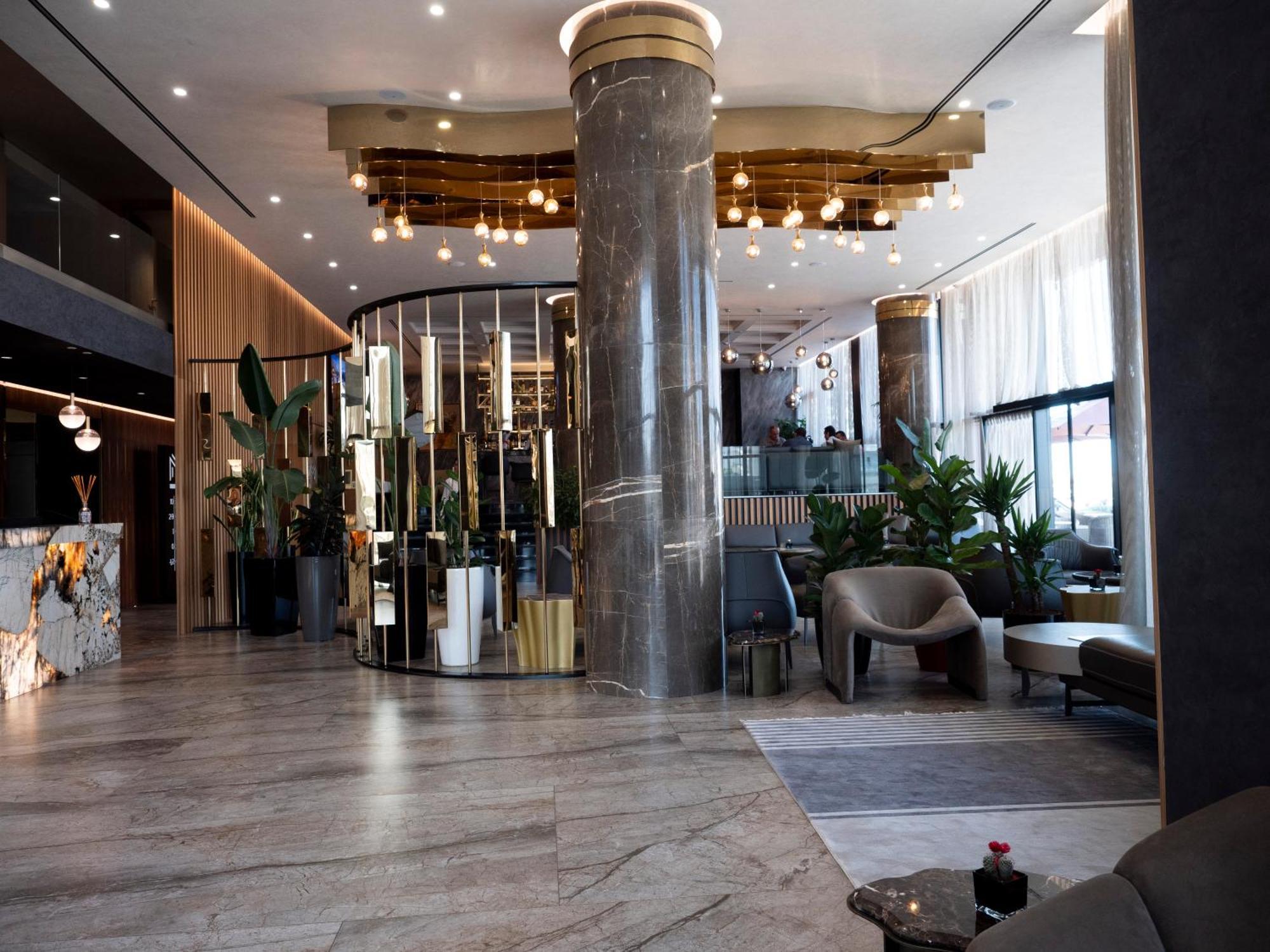 Marinaj Hotel & Spa Tiranë Ngoại thất bức ảnh