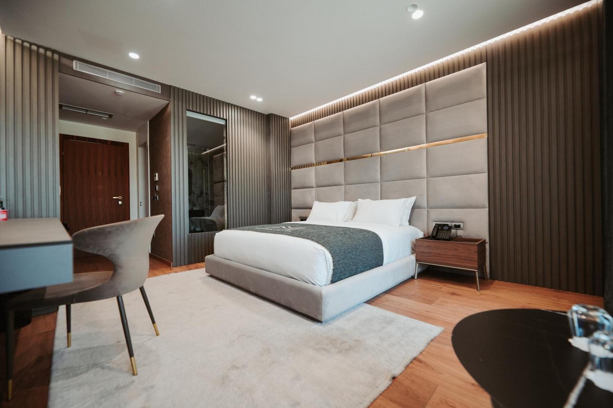 Marinaj Hotel & Spa Tiranë Ngoại thất bức ảnh
