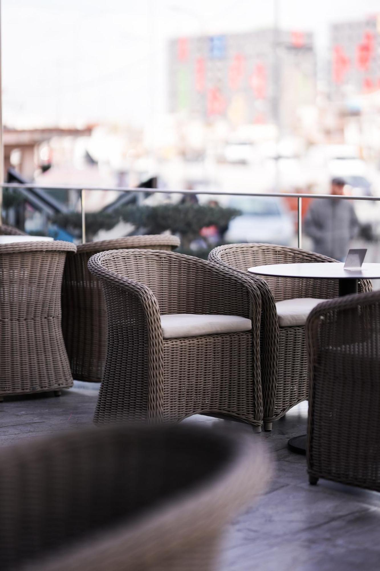 Marinaj Hotel & Spa Tiranë Ngoại thất bức ảnh